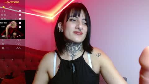 lia spicy   ig online show from 12.28.24