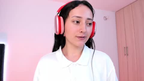 Little Queen Lia  online show from 01.19.25