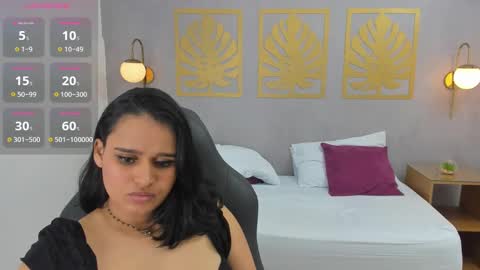 Snapshot of lia_sexx19 chatting on 12.30.24 Lia  online show from 12.30.24
