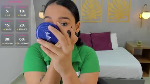 Snapshot of lia_sexx19 chatting on 12.31.24 Lia  online show from 12.31.24