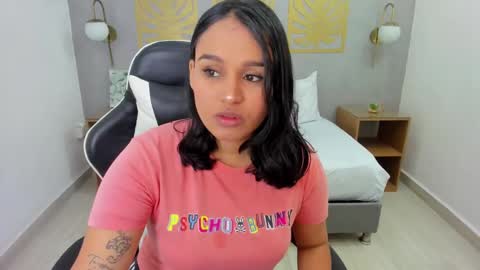 Snapshot of lia_sexx19 chatting on 02.21.25 Lia  online show from 02.21.25