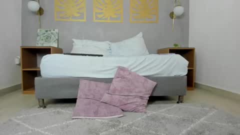 Snapshot of lia_sexx19 chatting on 02.21.25 Lia  online show from 02.21.25