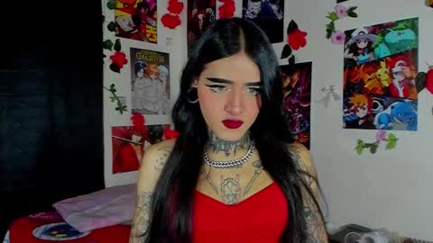 Snapshot of lia_volkov chatting on 10.05.25 online show from 10.05.25