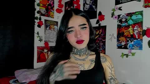 Snapshot of lia_volkov chatting on 10.23.25 online show from 10.23.25