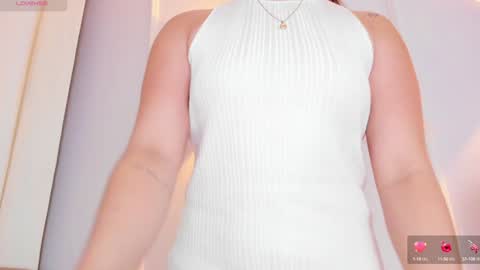 Snapshot of lia_walton__ chatting on 12.25.24 liz walton online show from 12.25.24