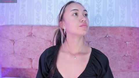 Snapshot of liaa_18 chatting on 09.12.25 Liaa online show from 09.12.25