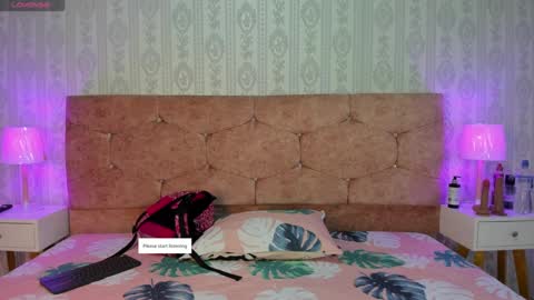 Snapshot of liaa_18 chatting on 09.16.25 Liaa online show from 09.16.25