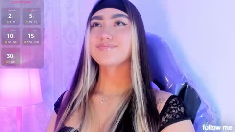 Snapshot of liaa_18 chatting on 02.12.26 Liaa online show from 02.12.26