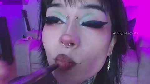 Liaa  online show from 02.20.25