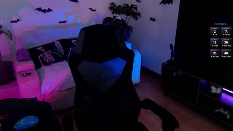 Liaa  online show from 10.03.25