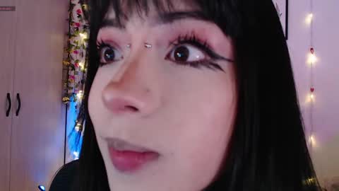 Snapshot of liaa_rodriguezz chatting on 04.28.26 Liaa online show from 04.28.26