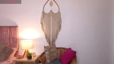 Lia  online show from 01.23.25