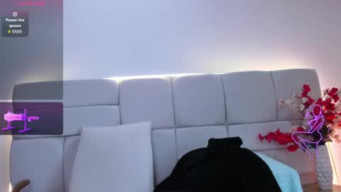 Snapshot of liaagener chatting on 06.05.26 Liaa online show from 06.05.26
