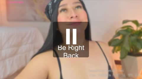 Lia Cox online show from 03.12.25