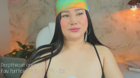 Lia Cox online show from 10.04.25