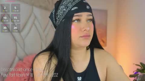 Lia Cox online show from 02.06.26