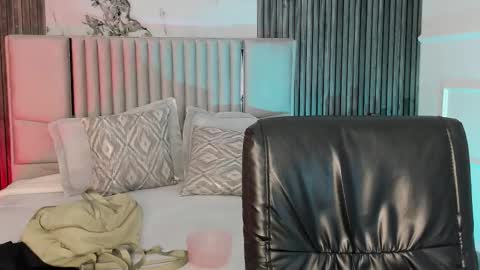 Snapshot of liahfontaine chatting on 02.12.26 Liah Fontaine online show from 02.12.26