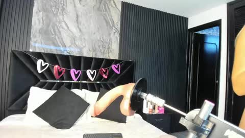 Snapshot of liahfontaine chatting on 03.31.26 Liah Fontaine online show from 03.31.26