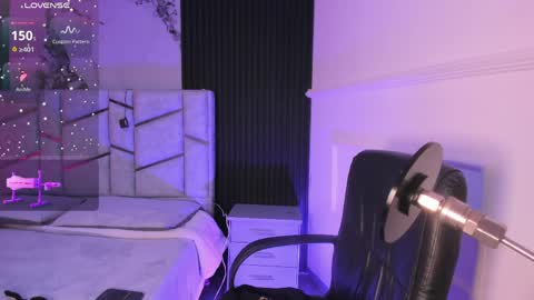 Snapshot of liahfontaine chatting on 04.06.26 Liah Fontaine online show from 04.06.26