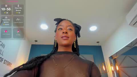 liahparis online show from 12.18.25