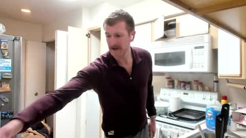 Liam online show from 02.04.25