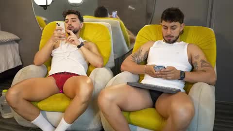 Snapshot of liam_and_luca chatting on 02.18.25 Liam Luca online show from 02.18.25