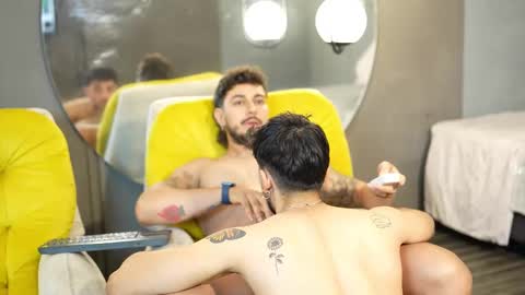 Snapshot of liam_and_luca chatting on 02.19.25 Liam Luca online show from 02.19.25