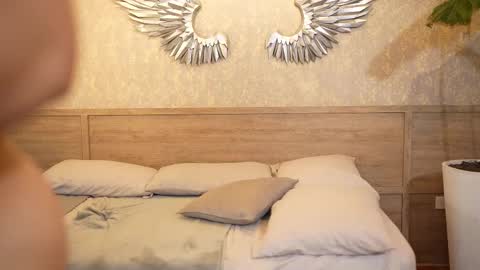 Snapshot of liam_and_luca chatting on 02.28.25 Liam Luca online show from 02.28.25