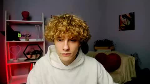 Snapshot of liam_bb chatting on 03.06.25 Liam online show from 03.06.25