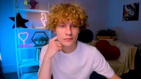 Snapshot of liam_bb chatting on 03.12.25 Liam online show from 03.12.25