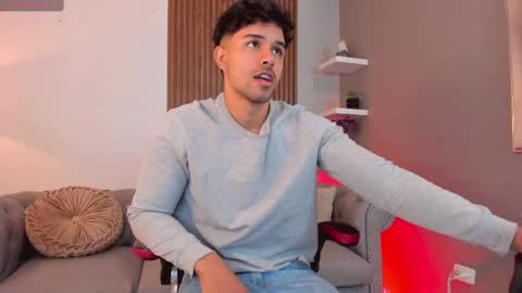 Liam Collins online show from 03.10.25