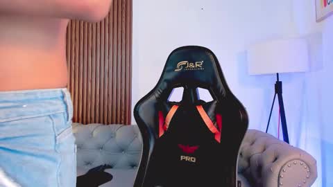 Liam Collins online show from 11.14.25