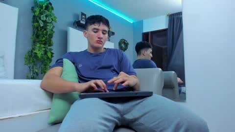 Snapshot of liam_conorr chatting on 12.27.24 liam_conorr online show from 12.27.24