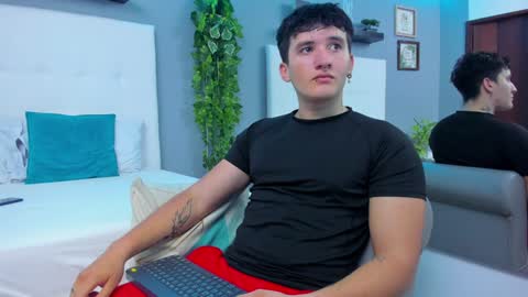 Snapshot of liam_conorr chatting on 01.23.25 liam_conorr online show from 01.23.25