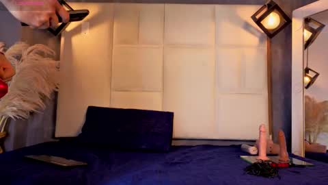 Liam forest  online show from 12.16.25