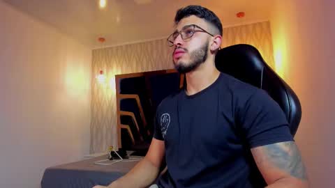 LIAM KLEIN online show from 03.05.26