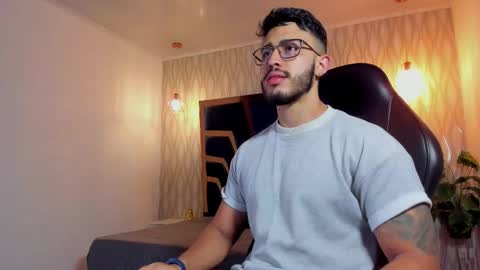 LIAM KLEIN online show from 03.19.26