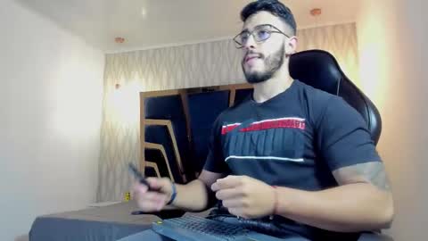 LIAM KLEIN online show from 03.21.26