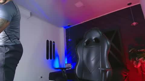 LIAM KLEIN online show from 04.06.26