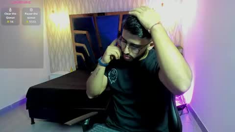Snapshot of liam_kleiin chatting on 04.22.26 LIAM KLEIN online show from 04.22.26