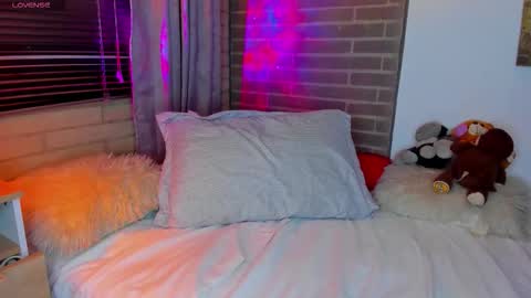 liam online show from 12.21.25