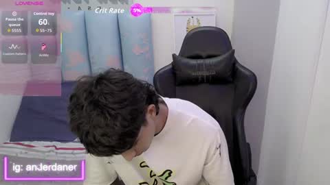 Snapshot of liam_play chatting on 06.20.26 LIAM online show from 06.20.26