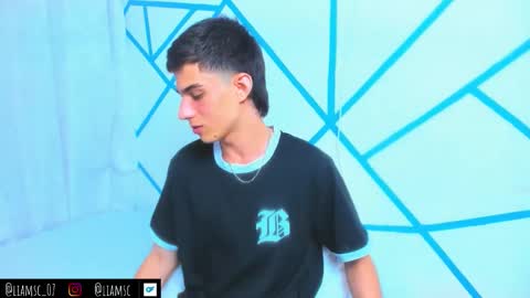 Liam scott77 online show from 10.30.25