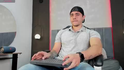 Liam online show from 09.26.25