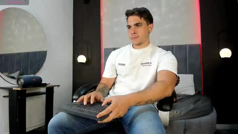 Liam online show from 10.06.25