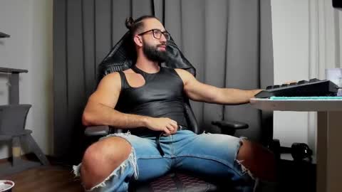 Liam online show from 03.02.25