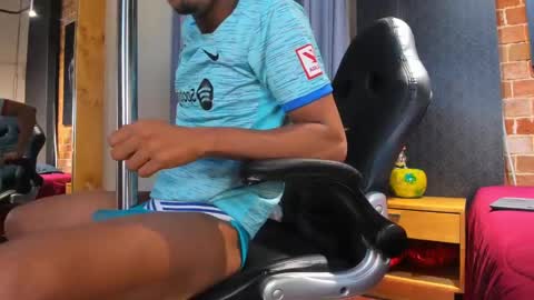 Liam Byrne online show from 02.14.25