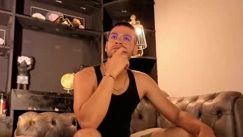 Snapshot of liamdeluca chatting on 05.27.26 liamdeluca online show from 05.27.26
