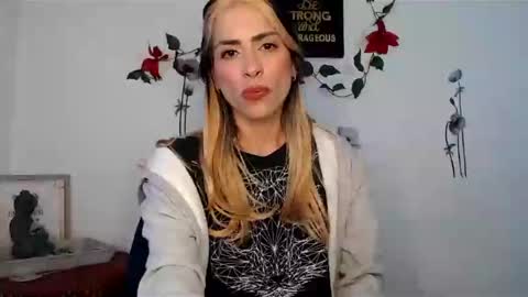 Snapshot of liamiler01_ chatting on 12.20.24 Lia Miller online show from 12.20.24