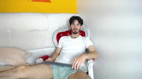 Snapshot of liamluxe chatting on 12.14.24 LiamLuxe online show from 12.14.24